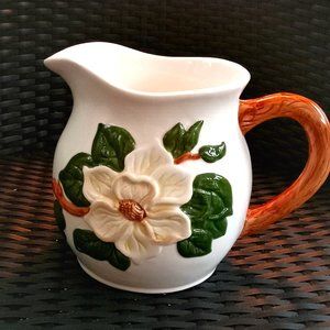 VINTAGE CBK LOVELY LARGE MAGNOLIA PITCHER IN PRISTINE CONDITION 1995